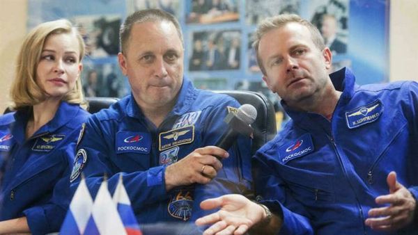 Rusia: Actriz y director viajan al espacio para rodar la primera película en órbita