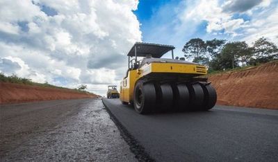 Sigue habiendo una millonaria deuda con constructoras viales