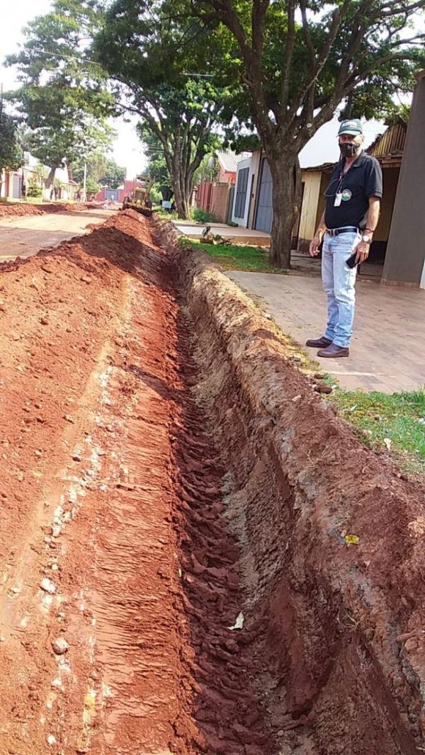 Avanzan trabajos viales en un sector del barrio María Victoria de PJC