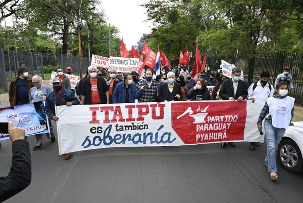Agrupaciones políticas exigen que Paraguay defienda soberanía de Itaipú y no regale energía a “precios ridículos” - Nacionales - ABC Color