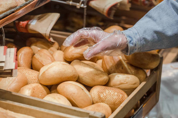 Panificados sufrirían aumento de precios