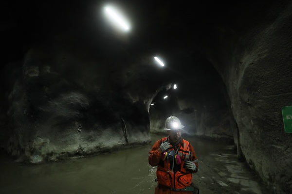 Codelco, mayor cuprífera mundial, se compromete a ser carbono neutral en 2050 - MarketData