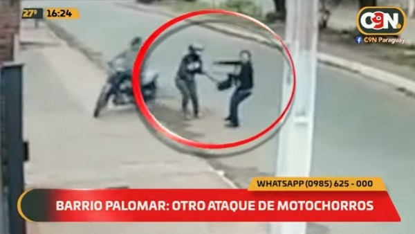 Mujer sufre cortes de machetillo en asalto en Lambaré