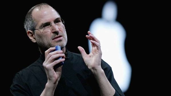 Steve Jobs: qué hacía el único al fundador de Apple fallecido hace 10 años