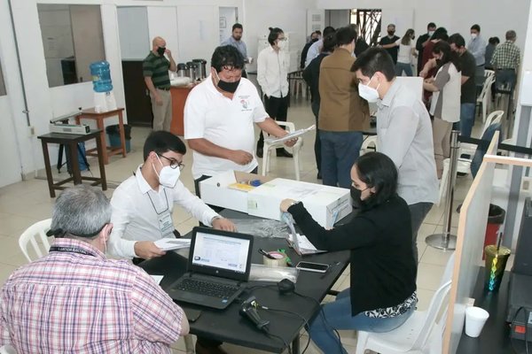 Elecciones municipales: instalarán “Mesa de Ayuda” para asistir a votantes - ADN Digital