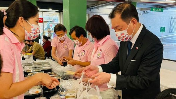 Venden comidas taiwanesas a beneficio de proyecto que promueve lactancia