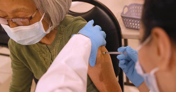 La Nación / La Pfizer tiene 90% de eficacia durante 6 meses