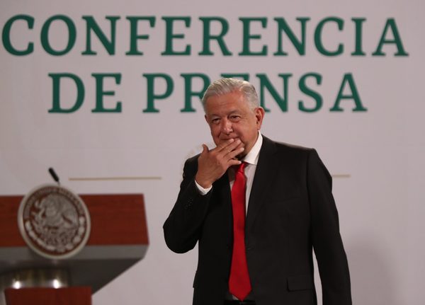 Greenpeace califica reforma eléctrica de López Obrador de "error y retroceso" - MarketData