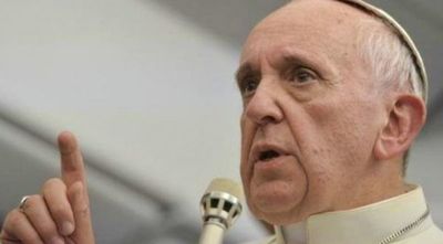 Papa expresa su