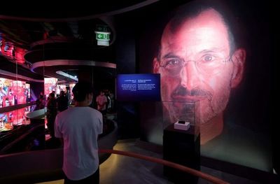 Apple y la familia homenajean a Steve Jobs en el 10 aniversario de su muerte - Tecnología - ABC Color