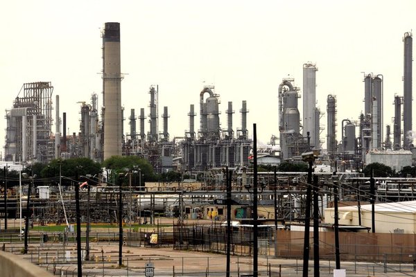El precio del barril de petróleo crudo de la OPEP superó los 80 dólares por primera vez desde 2018 - .::Agencia IP::.