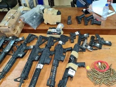 Confirman la desaparición de seis pistolas y accesorios de armas en la Dimabel · Radio Monumental 1080 AM