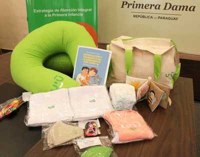 Gobierno entrega kits para recién nacidos y ratifica compromiso con la primera infancia - .::Agencia IP::.