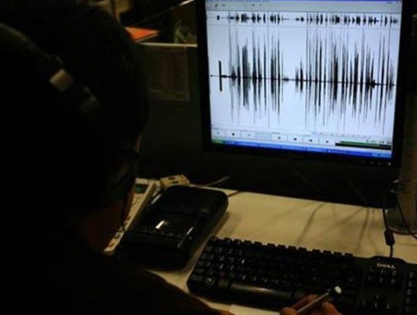 Abogado dice que la Fiscalía interceptaba sus llamadas con su defendido · Radio Monumental 1080 AM
