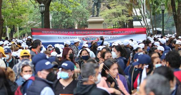 La Nación / OTEP-A advierte con radicalizar movilizaciones por aumento salarial del 16%