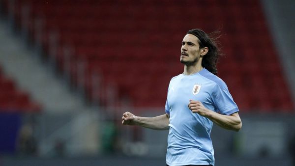 Cavani es autorizado a entrar en Brasil