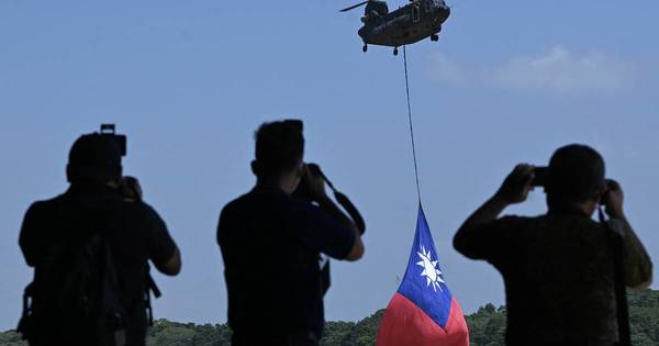 La Nación / Ministro de Defensa taiwanés advierte que China estaría lista para atacar a la isla en 2025
