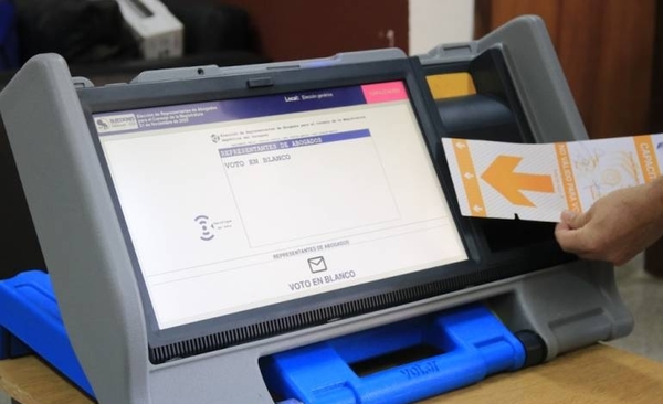 Diario HOY | Electores podrán controlar su voto apoyando boletines por la máquina de votación