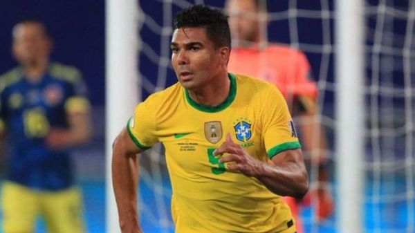 Casemiro es baja en Brasil en las Eliminatorias, Douglas Luiz lo reemplazará