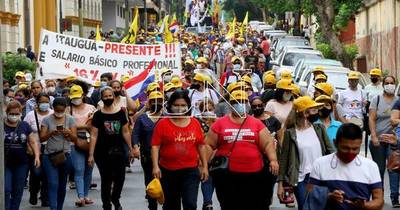 La Nación / Red por el Derecho a la Educación apoya aumento salarial para docentes