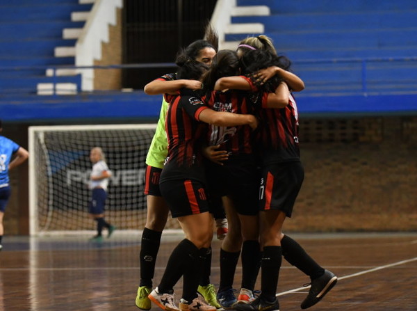 Sport Guaraní y Sport Colonial irán por el título - APF