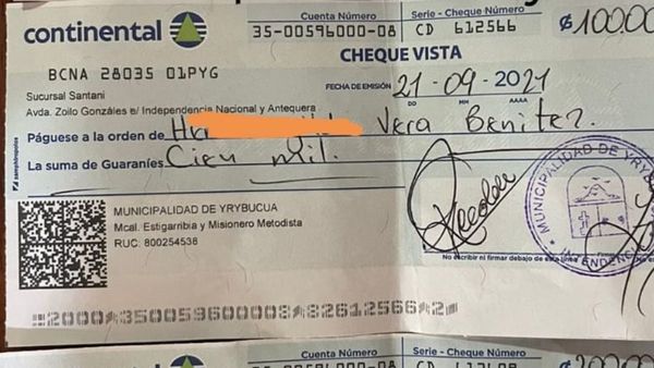 Acusan a intendente de "comprar" votos con cheques de G. 100 mil