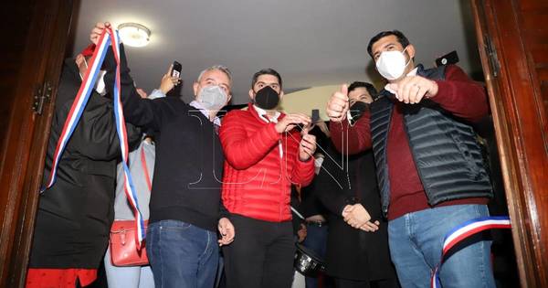 La Nación / Ley de capitalidad no será para salarios, sostiene candidato a concejal