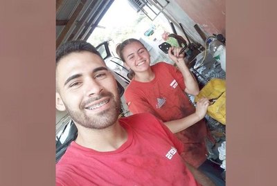 Crónica / El “motor” de la joven pareja es la mecánica