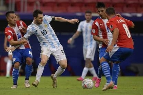Diario HOY | Paraguay recibe a Argentina con la premisa de contener a Messi