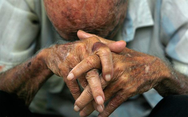 Anciano de 86 años es condenado por manosear a su nieta