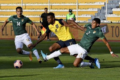 Ecuador, por 'ahogar' a Bolivia en Guayaquil y seguir aferrado a la clasificación