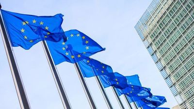 La Unión Europea adopta la nueva “Tarjeta Azul” para atraer migrantes cualificados - Mundo - ABC Color