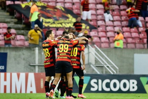 Sport Recife de Florentín vuelve a ganar y está por salir de la zona del descenso