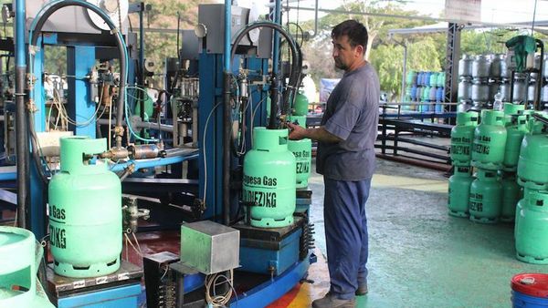 Gas doméstico y vehicular subirán nuevamente desde el lunes