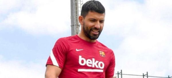El Kun Agüero acelera su debut en el Barcelona