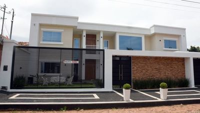 Jefe de Gabinete de Municipalidad se construyó lujosa vivienda en plena pandemia