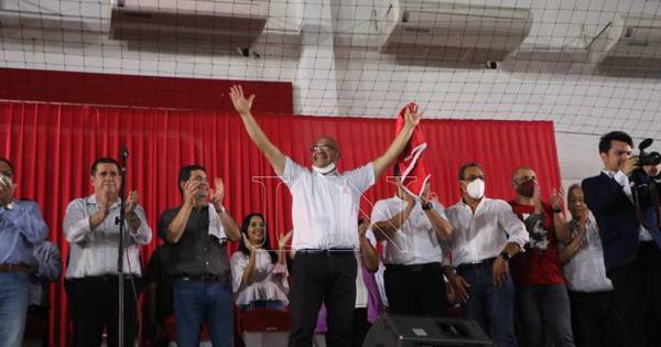 La Nación / Encuesta posiciona al frente a Tomás Olmedo para intendente de Ñemby