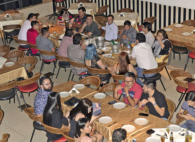 Locales gastronómicos no pueden vender alcohol, pero pueden funcionar normalmente