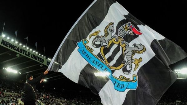 El Newcastle cierra su venta a un fondo saudí