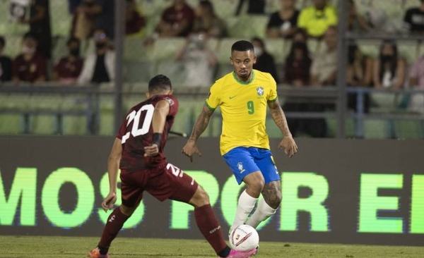 Diario HOY | Brasil se lleva los puntos de Venezuela tras remontar
