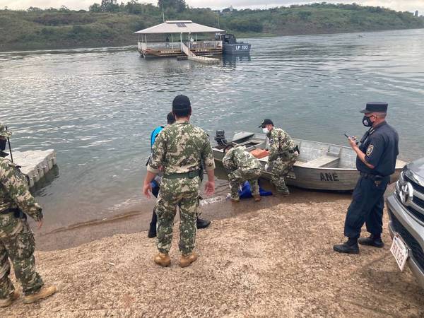 Hallan el cuerpo del niño Iker en el Paraná cerca de la Base Naval del Este
