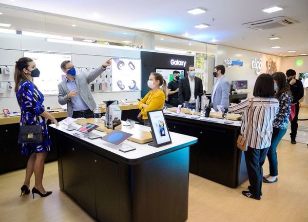 Espacio Samsung, en Tigo - Empresariales - ABC Color