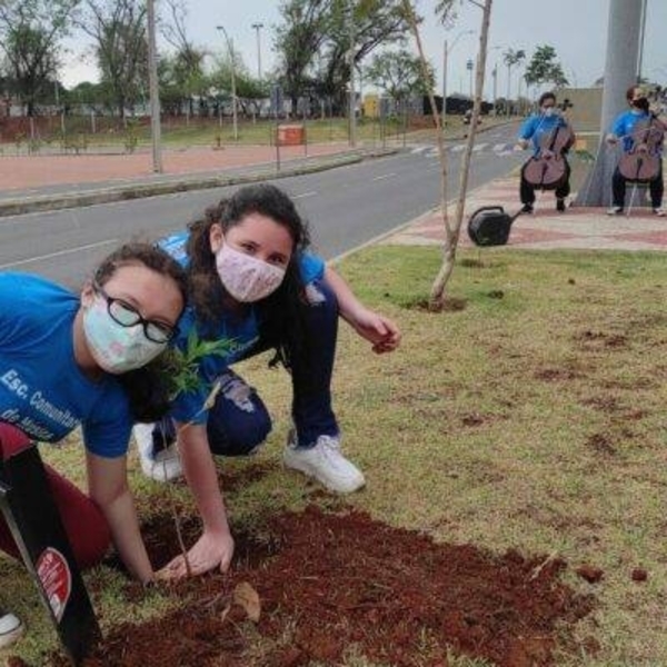 Diario HOY | Invitan al “delivery de árboles” para apoyar la campaña #SomosH2O