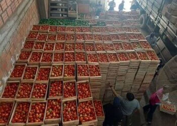 Contrabando de alimentos comienza a hacer mella en economía de Paraguay