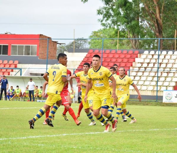 Capiatá logra importante victoria y sigue peleando - Fútbol de Ascenso de Paraguay - ABC Color