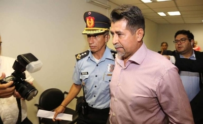 Diario HOY | Queda firme condena para ex comandante de la Policía por millonario desvío de dinero