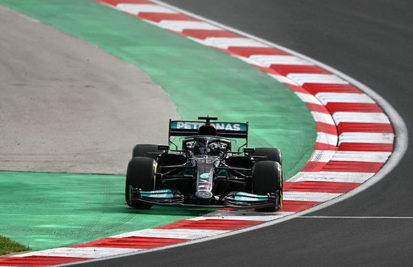 Hamilton domina los libres del GP de Turquía a la espera de su sanción - Automovilismo - ABC Color