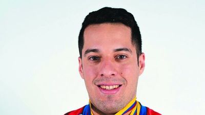 Multicampeón recurre a rifa por falta de apoyo