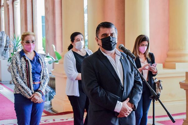 Salud anuncia fin de la restricción horaria y confirma un caso de malaria en el país - ADN Digital