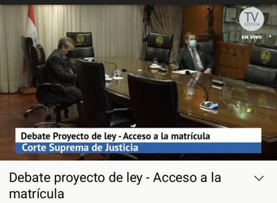 Acalorado debate entre abogada y ministro de Corte